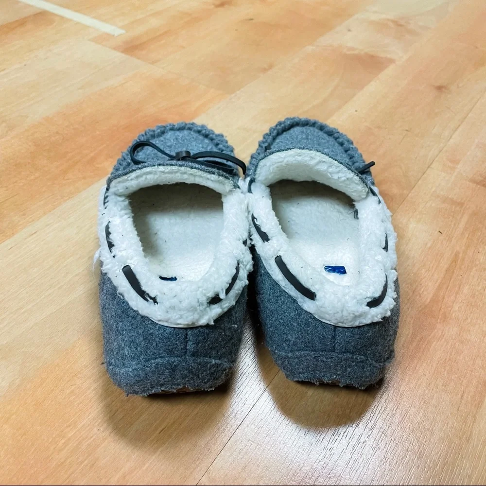 Stride Rite Gray Sherpa Lined Gabriel Wool Moccasins Kids Size 11/12
